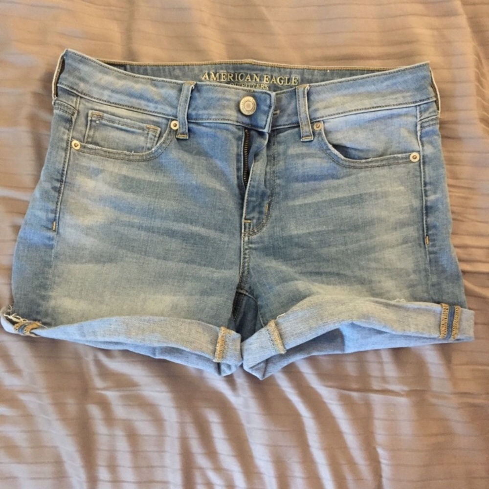 American Eagle midi shorts size 8